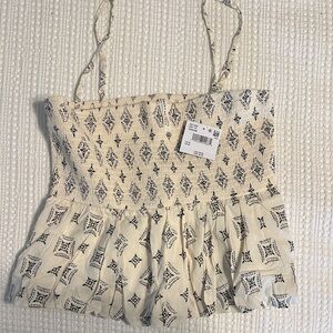 American Eagle Outfitters Cream and Black Textured Top